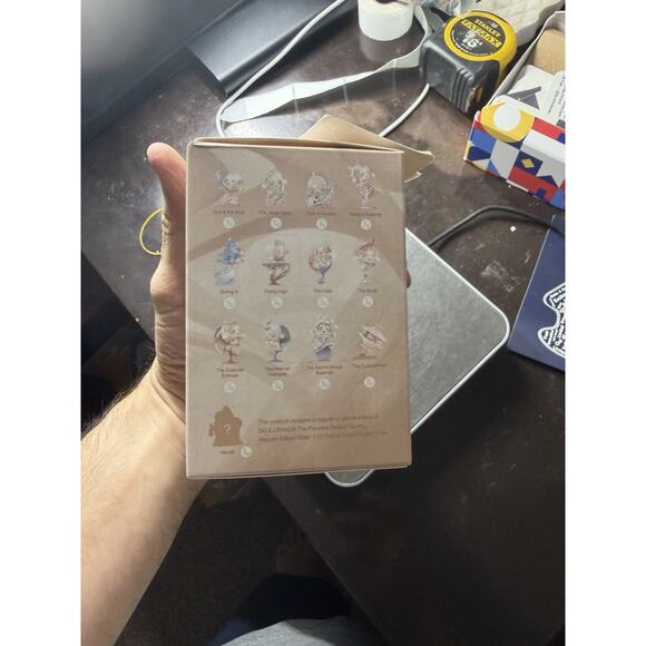 POP MART x Skullpanda The Paradox Series Figure Dolls - The Hold - Picture 1 of 2